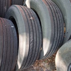 Used Truck Tires 