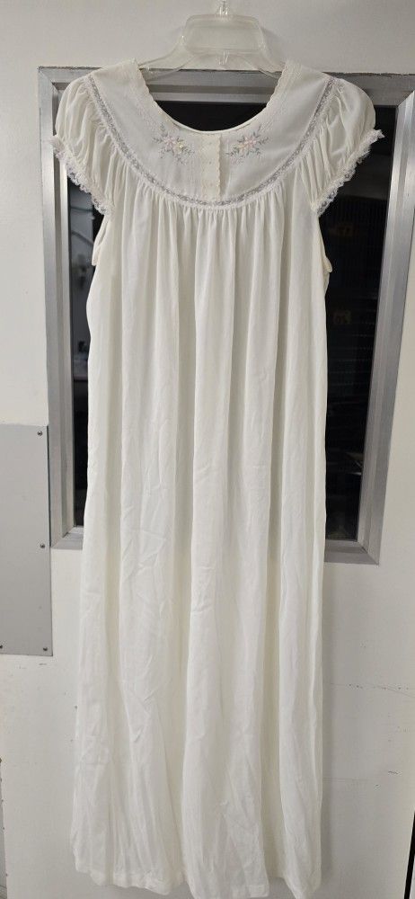 Vintage JC Penney Nightgown