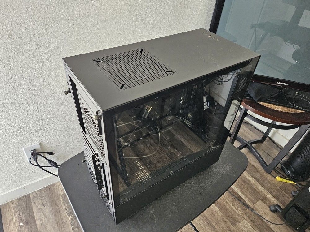 NZXT Computer Case H510 + EVGA 600W 80 Plus Psu