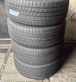 225 60 17 Michelin X Tour Set of 4 Used In Premium Condition