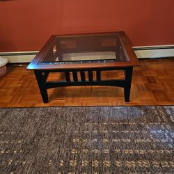 Ethan ALLEN COFFEE table