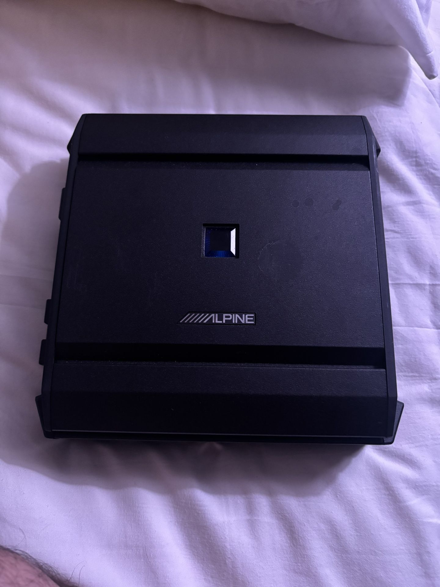 Alpine S Series 600w Amplifier