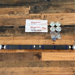 MAXIMIZA Pull Up Bar
