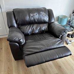 Large Leather Chair 