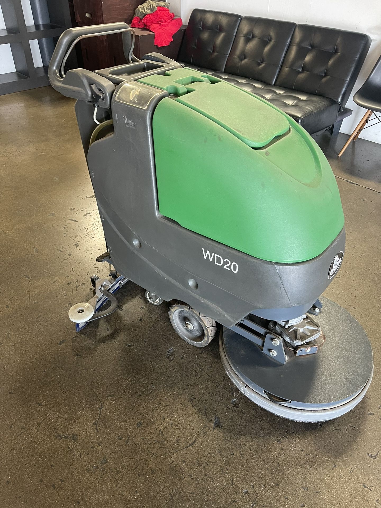 Bulldog WD20 Floor Scrubber