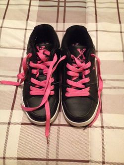 Sidewalk sports Skate shoes
