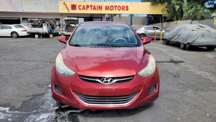 Red 2013 Hyundai elantra