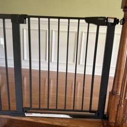 Cumbor Safety Gates (1 brand new + 1 used)
