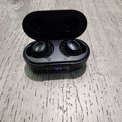 Headphones With Case 