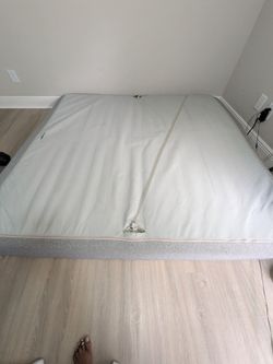 2023 Sleep Number c2 Smart Bed - King Size dual adjustability with pump