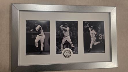Derek Jeter Yankees 2020 Hall of Fame Highland Mint Framed Photo Coin