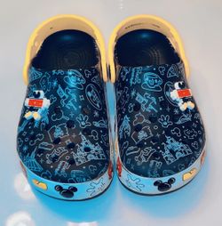 Boys Disney crocs Size 2