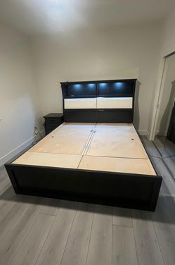 Custom furniture!!!Bedroom furniture, beds, Pethi , storage