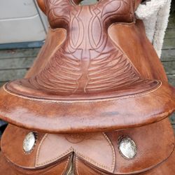  Vintage Bona Allen 15 1/2" Western Saddle