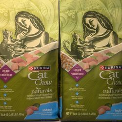 2 Purina Cat Chow Naturals (indoors) Real Chicken & Lean Turkey 3.15 Bags