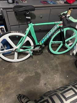 Unknown Fixed Gear