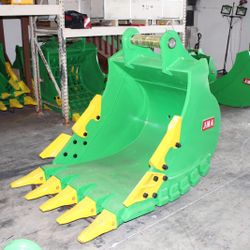 Excavator Caterpillar 325 Heavy Duty Rock Bucket or Similar Machine