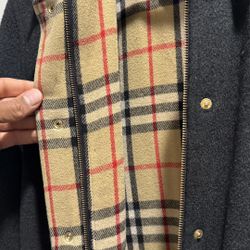 Burberry Coat Size medium