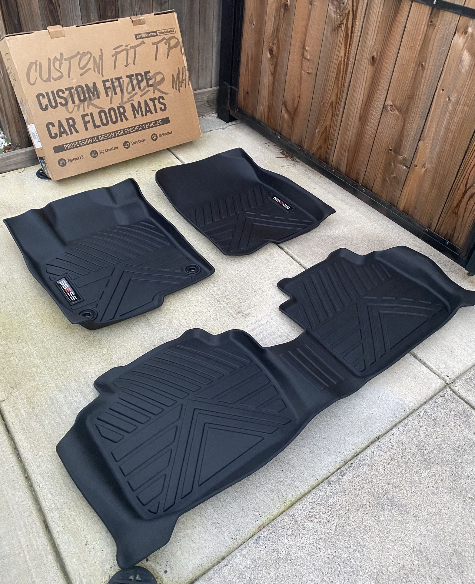 SSESS All Weather Floor Mats Fits 2023-2026 Honda HR-V (Brand New)