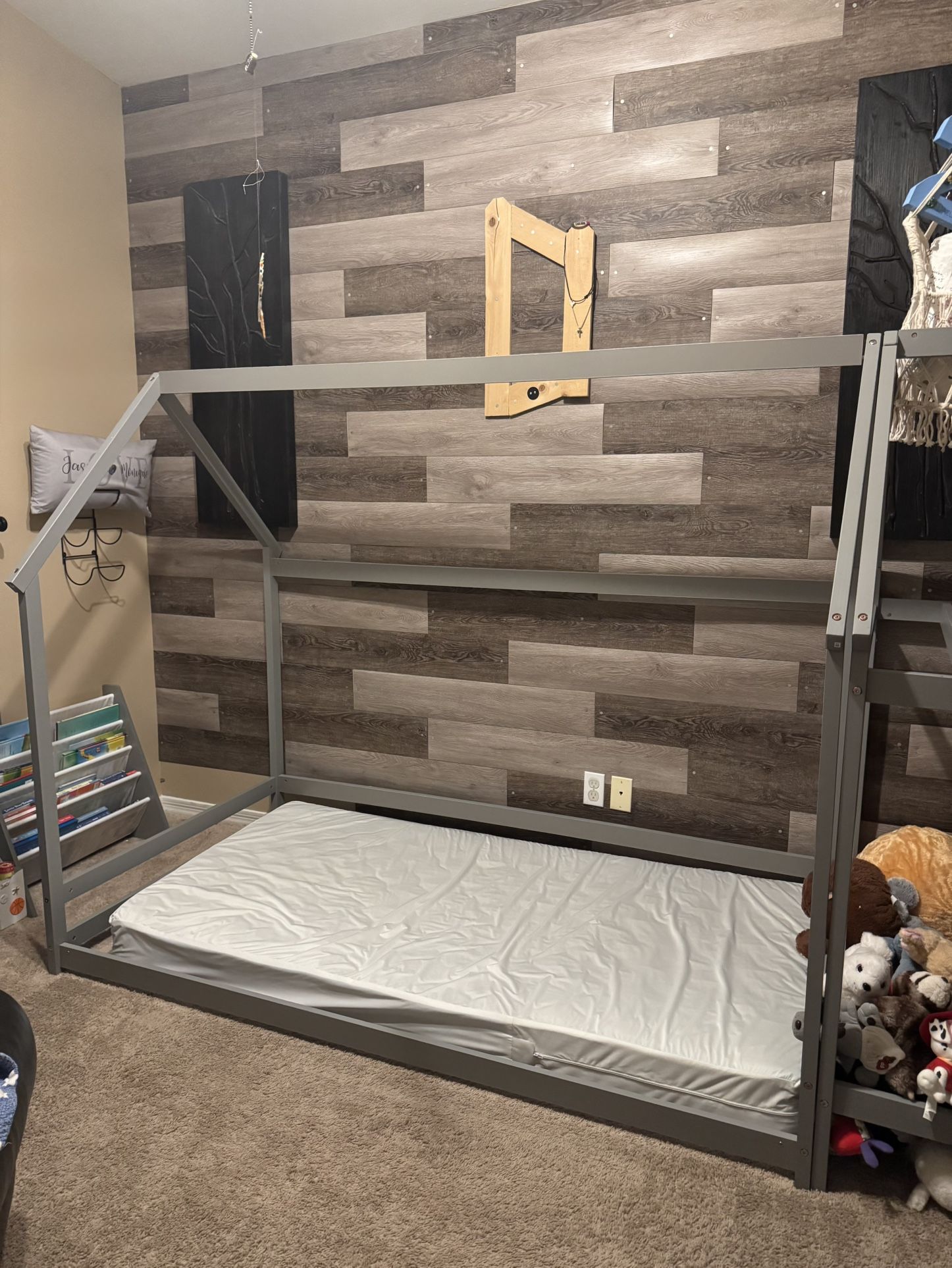 Floor Twin Bed  - House Shape