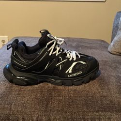 Balenciaga Tracks