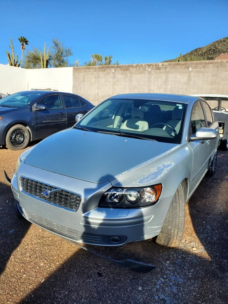 2007 Volvo S40 (for parts does not run) 