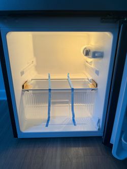 Mainstays 3.2 Cu Ft Compact Refrigerator with 2 Doors and Freezer, Stainless Steel