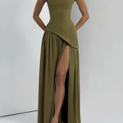 Babyboo dress (Tullulah Maxi Dress - Deep Olive, size XS)