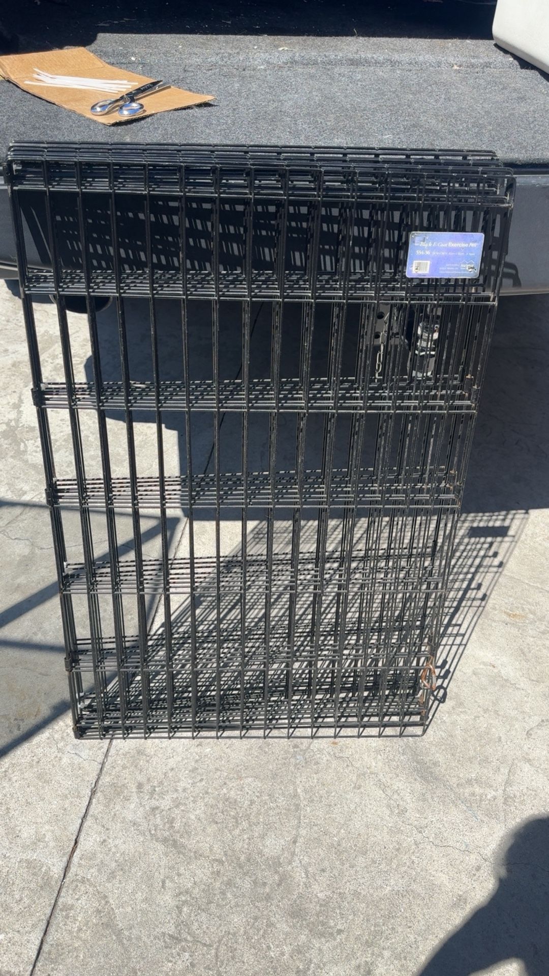 DOG KENNEL/ PLAY PEN $25