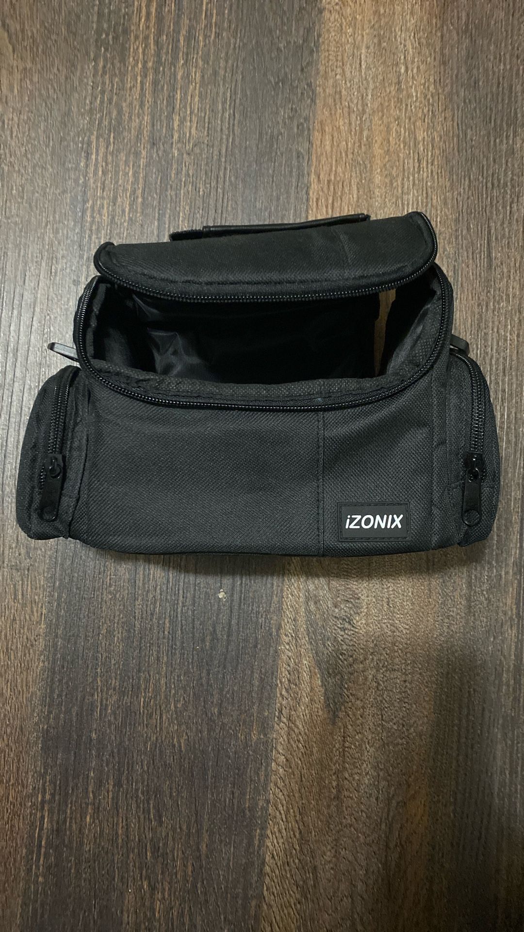 Izonix medium-sized camera bag