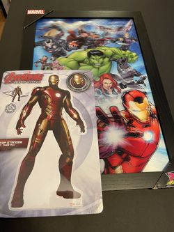 Holographic Marvel “Avengers” Frame With Iron Man Stand