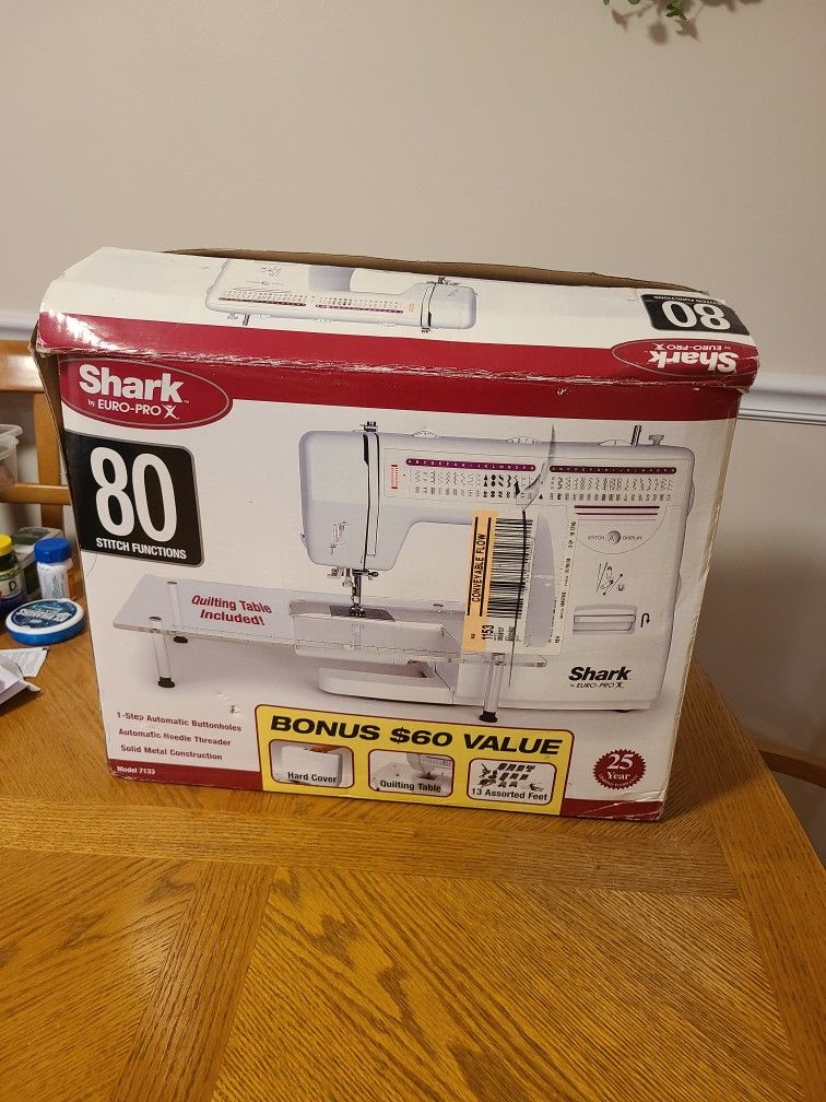 Sharp Euro-Pro Sewing Machine Model 7133
