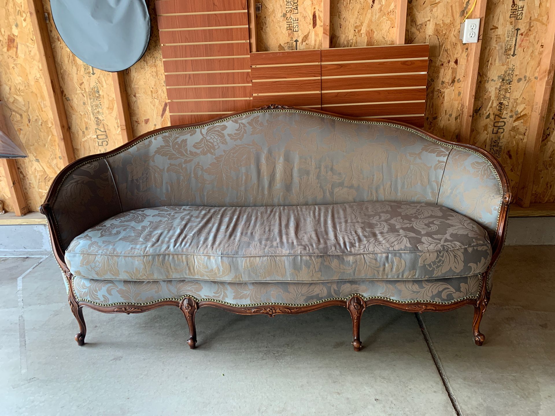 Antique 1911 Victorian Couch Excellent Reupholstered