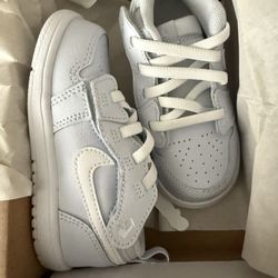Nike Air Jordan 1 Low 