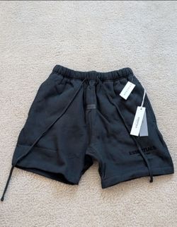 Black Essentials Shorts