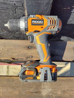 Rigid Drill With Battery 