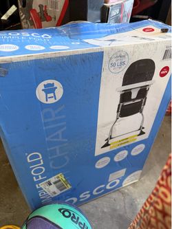 Crib and baby chair