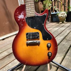 Les Paul Jr. Maestro by Gibson