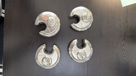 4 Locks with spare keys excellent condition