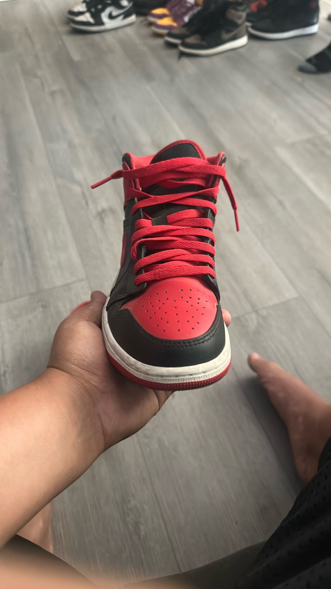 Air Jordan 1 Mid