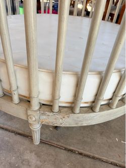 Round crib