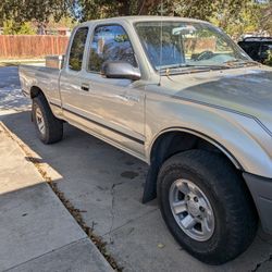 2000 Toyota Tacoma