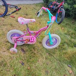 16' Girls Paw Patrol With Training Wheels 