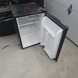 Mini Fridge Works Great! 
