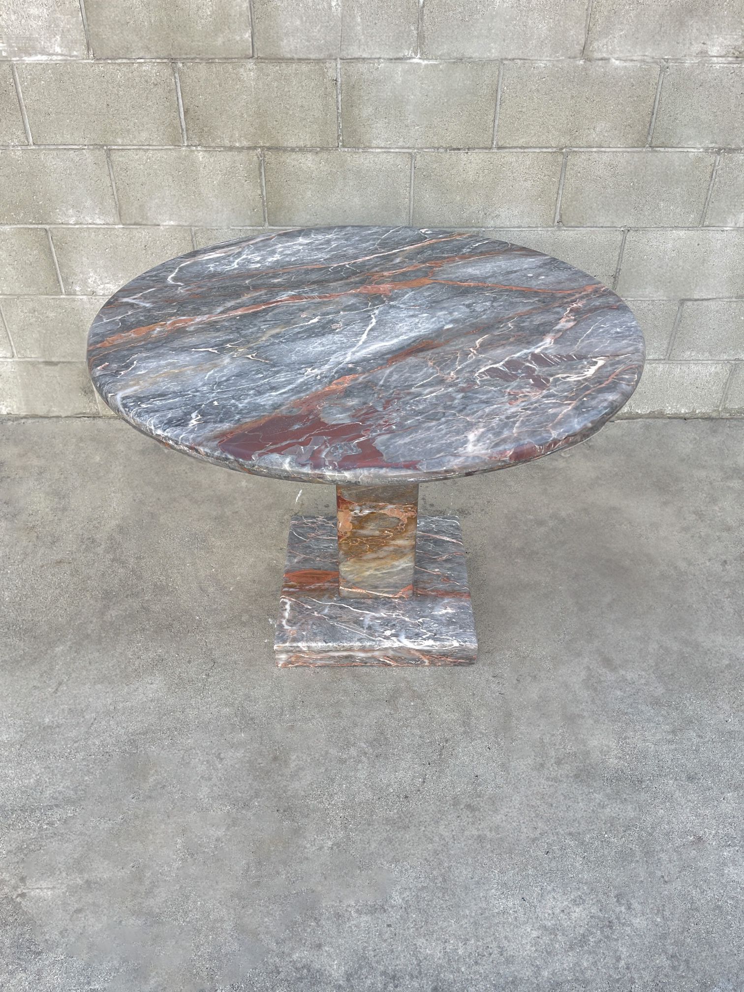 1970s Italian Marble Round Dining Table