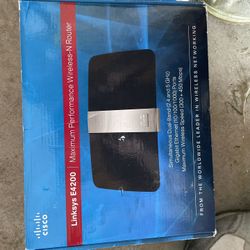 Router Linksys E4200