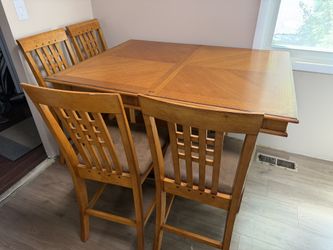 Counter-Height Dining Table with Butterfly Leaf and 6 Chairs