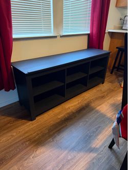 Black tv stand like new 70 inch used for 75 inch tv