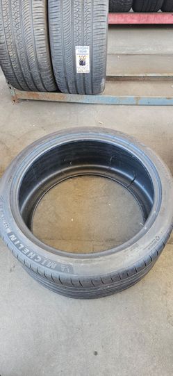 325/35/23 Michelin tire 325 35 23