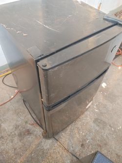 Small Refrigerator